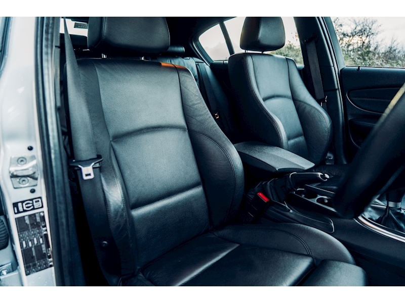 BMW 1 Series 123D M Sport Hatchback 2.0 Manual Diesel