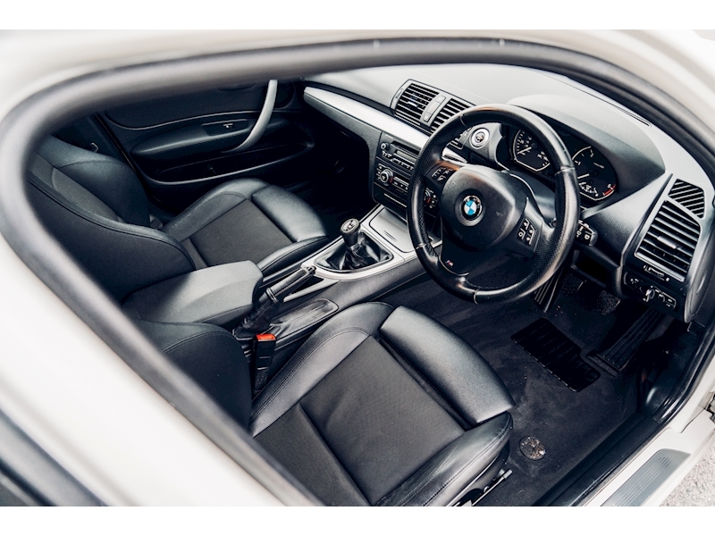 BMW 1 Series 118D M Sport Hatchback 2.0 Manual Diesel