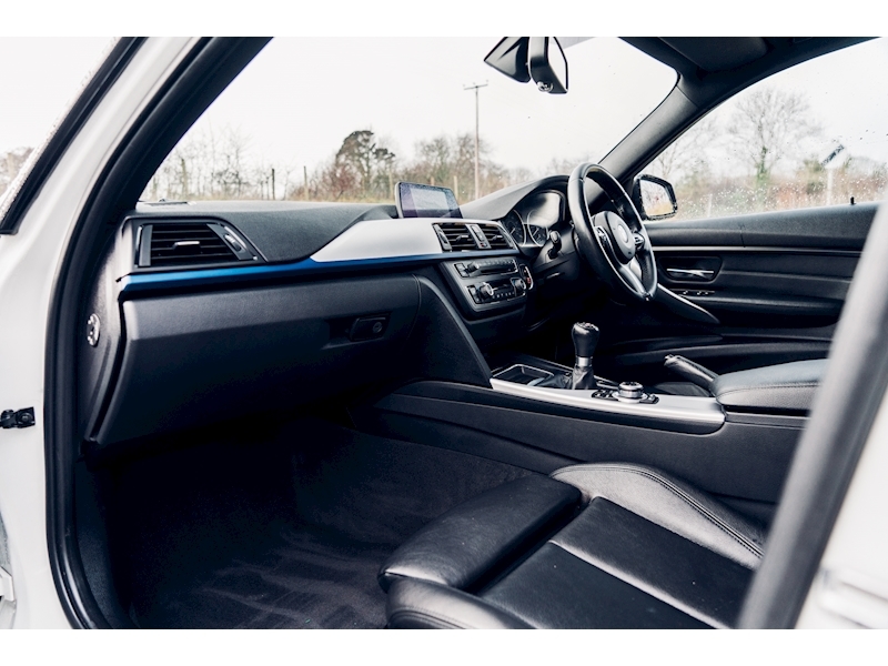 BMW 3 Series 320D M Sport Touring Estate 2.0 Manual Diesel