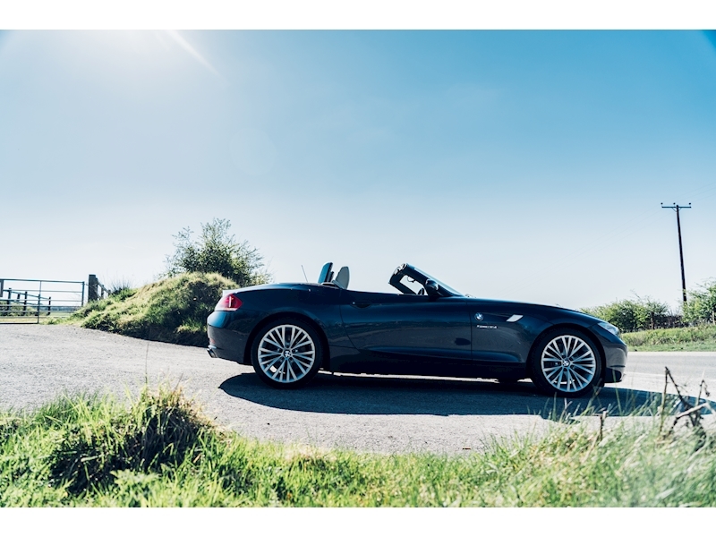 BMW Z Series Z4 Sdrive35i Roadster Convertible 3.0 Manual Petrol