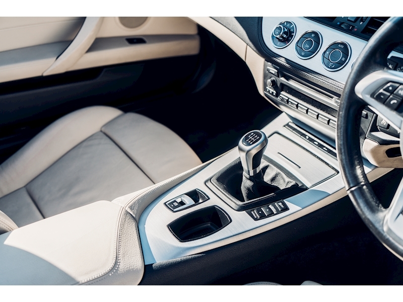 BMW Z Series Z4 Sdrive35i Roadster Convertible 3.0 Manual Petrol