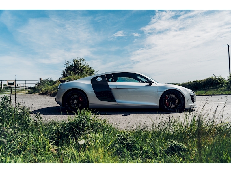 Audi R8 Quattro Coupe 4.2 Semi Auto Petrol