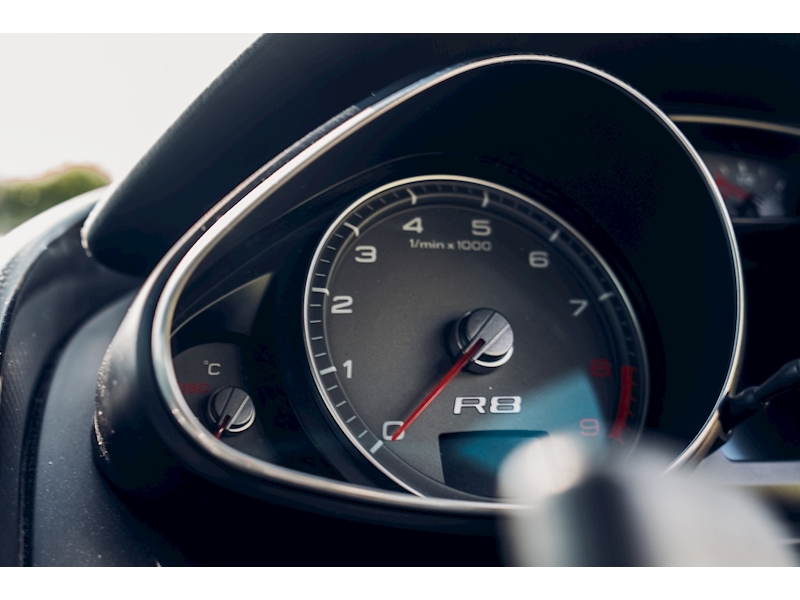 Audi R8 Quattro Coupe 4.2 Semi Auto Petrol