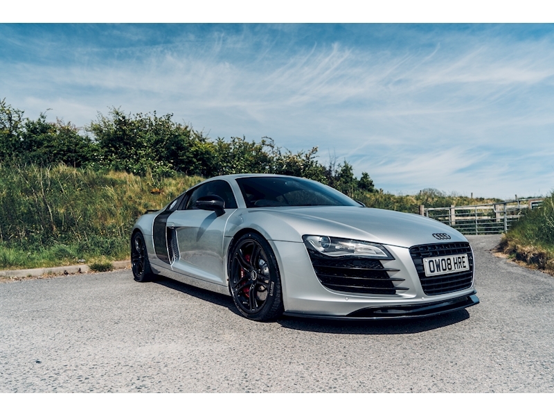 Audi R8 Quattro Coupe 4.2 Semi Auto Petrol