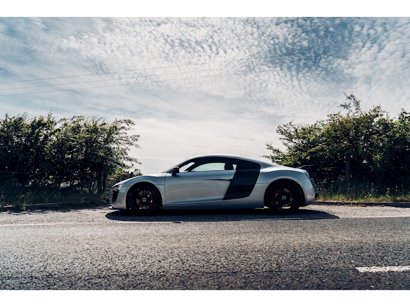 Audi R8 Quattro Coupe 4.2 Semi Auto Petrol