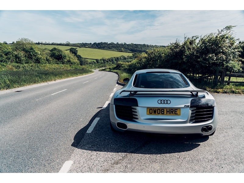 Audi R8 Quattro Coupe 4.2 Semi Auto Petrol
