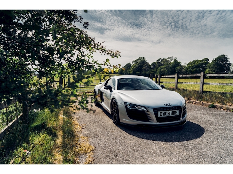 Audi R8 Quattro Coupe 4.2 Semi Auto Petrol