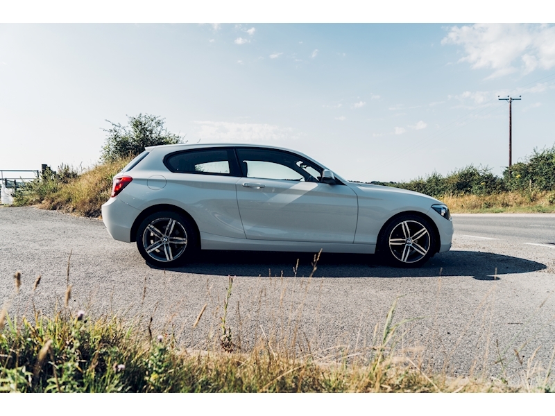BMW 1 Series 114D Sport Hatchback 1.6 Manual Diesel