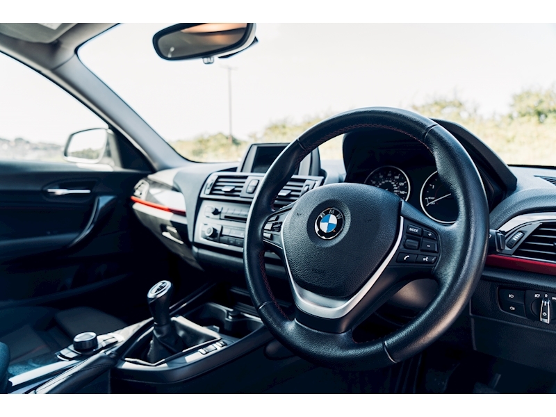 BMW 1 Series 114D Sport Hatchback 1.6 Manual Diesel