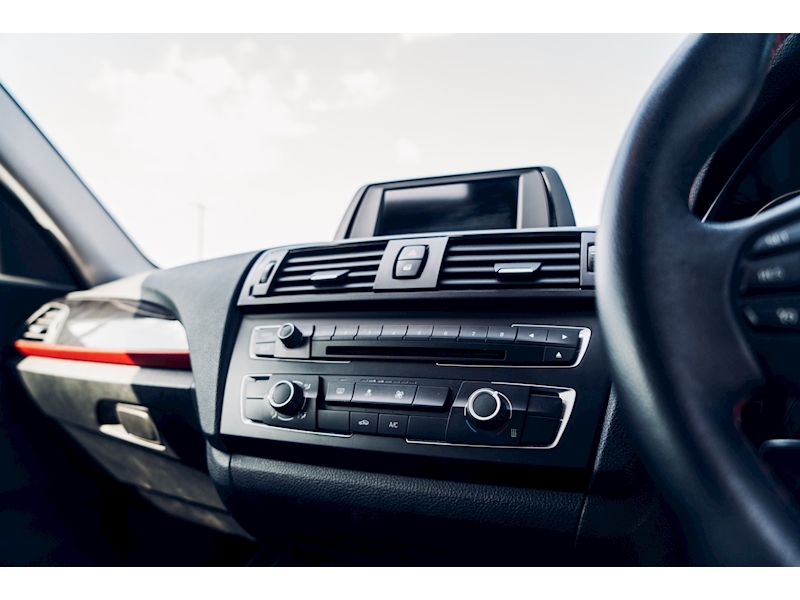 BMW 1 Series 114D Sport Hatchback 1.6 Manual Diesel