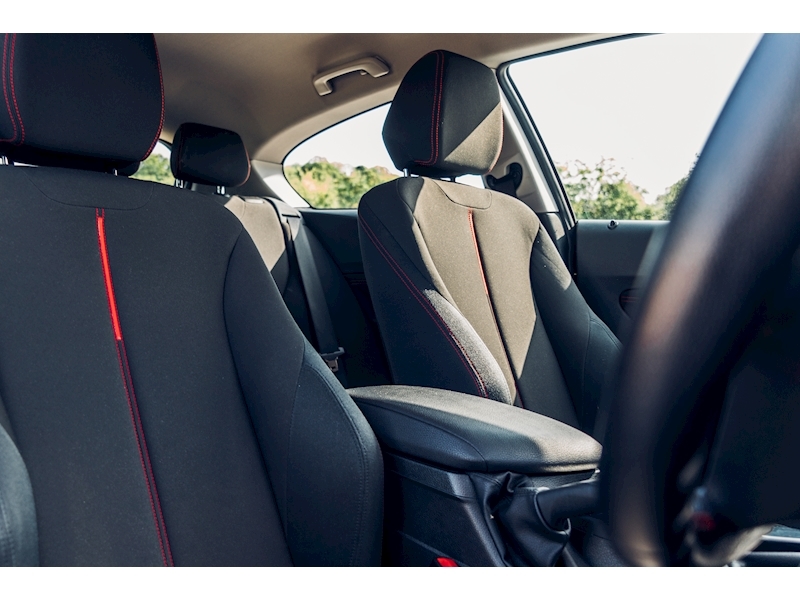 BMW 1 Series 114D Sport Hatchback 1.6 Manual Diesel