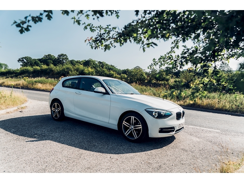 BMW 1 Series 114D Sport Hatchback 1.6 Manual Diesel