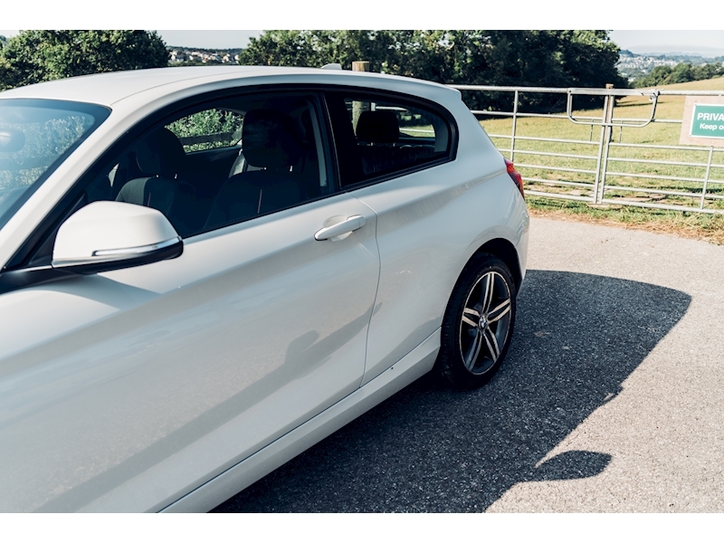 BMW 1 Series 114D Sport Hatchback 1.6 Manual Diesel