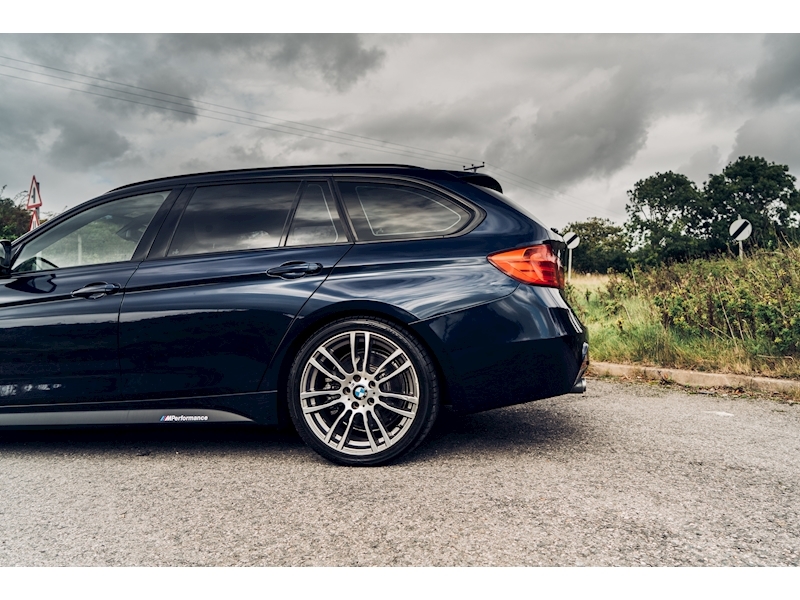 BMW 3 Series 330D M Sport Touring Estate 3.0 Automatic Diesel
