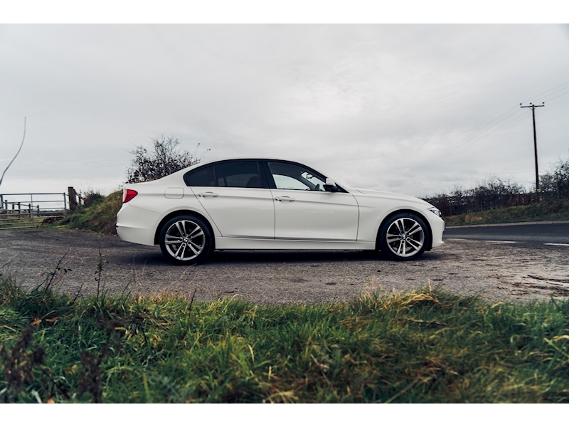 BMW 3 Series 320D Sport Saloon 2.0 Manual Diesel