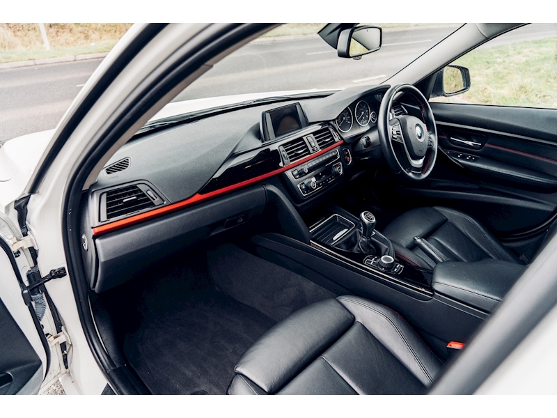 BMW 3 Series 320D Sport Saloon 2.0 Manual Diesel