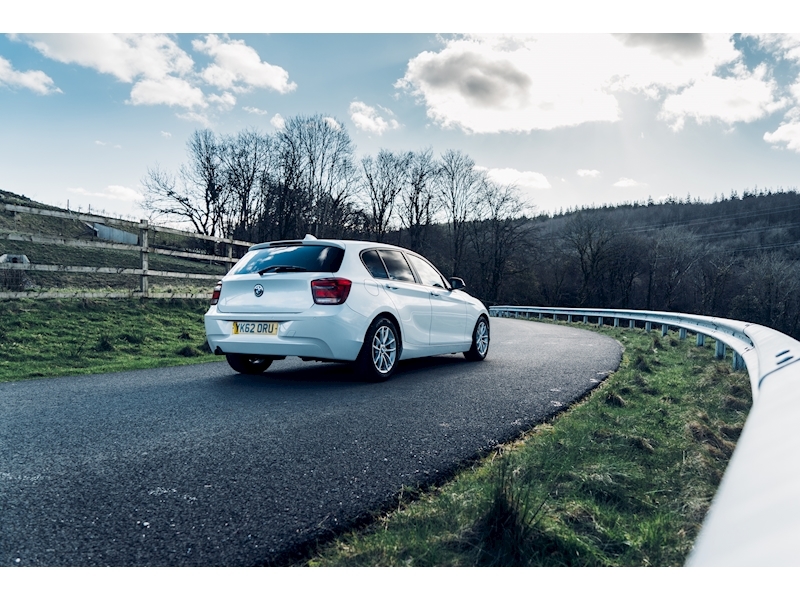 BMW 1 Series 116D Efficientdynamics Hatchback 1.6 Manual Diesel