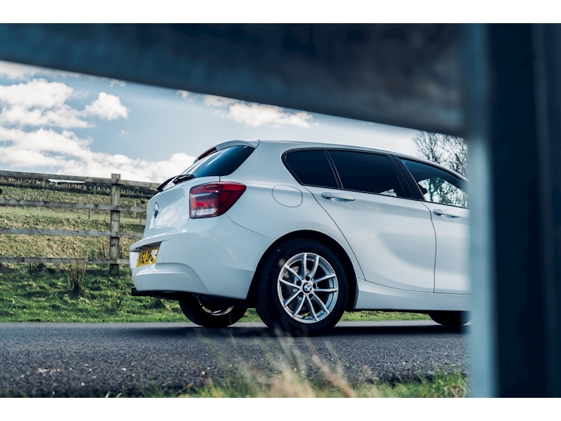 BMW 1 Series 116D Efficientdynamics Hatchback 1.6 Manual Diesel