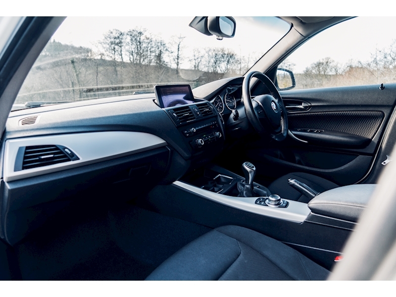 BMW 1 Series 116D Efficientdynamics Hatchback 1.6 Manual Diesel