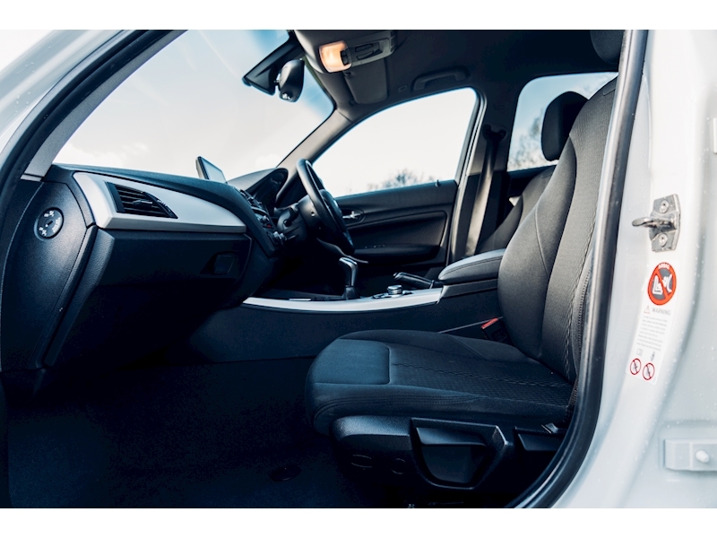 BMW 1 Series 116D Efficientdynamics Hatchback 1.6 Manual Diesel