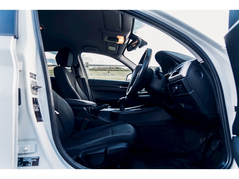 BMW 1 Series 116D Efficientdynamics Hatchback 1.6 Manual Diesel