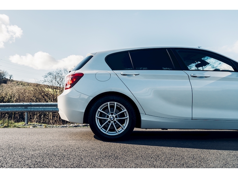 BMW 1 Series 116D Efficientdynamics Hatchback 1.6 Manual Diesel