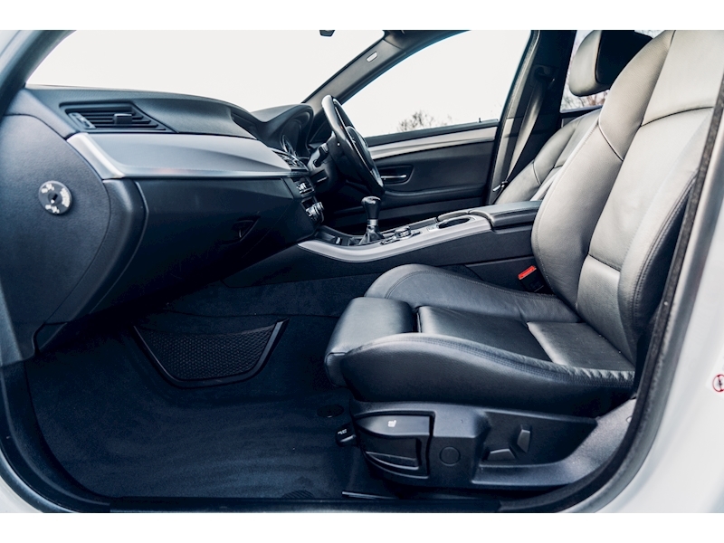 BMW 5 Series 520D M Sport Touring Estate 2.0 Manual Diesel