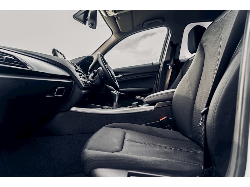 BMW 1 Series 120D Se Hatchback 2.0 Manual Diesel