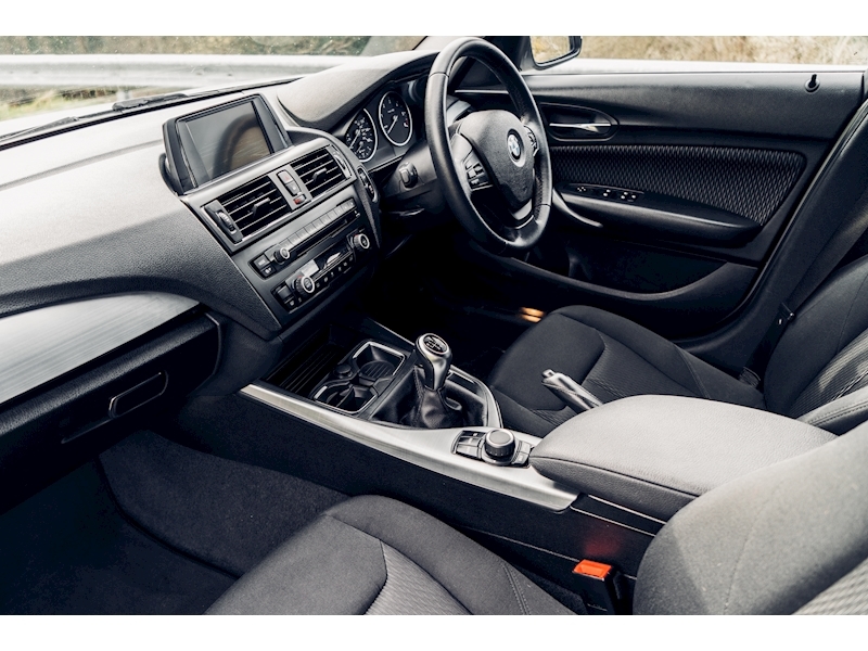 BMW 1 Series 120D Se Hatchback 2.0 Manual Diesel