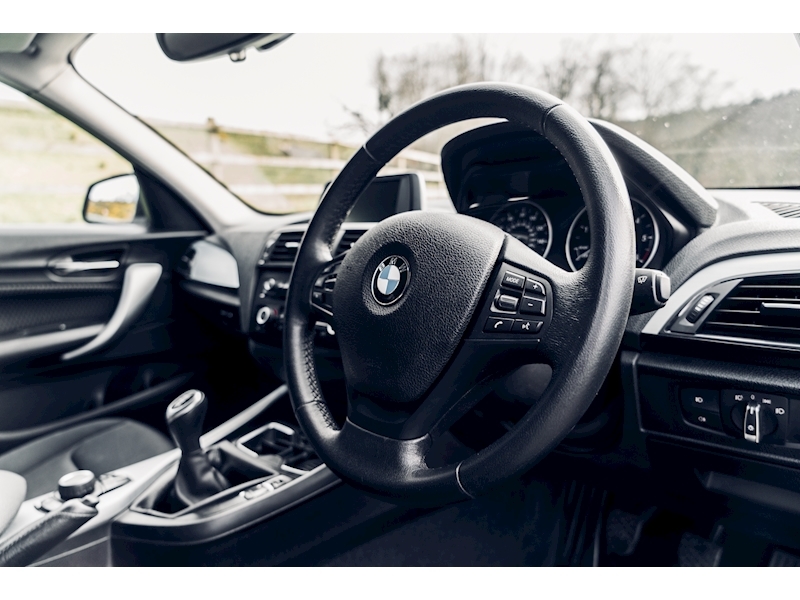 BMW 1 Series 120D Se Hatchback 2.0 Manual Diesel