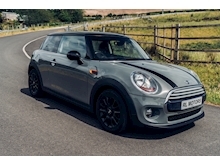 Mini Cooper D Hatchback 1.5 Manual Diesel