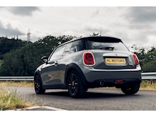 Mini Cooper D Hatchback 1.5 Manual Diesel