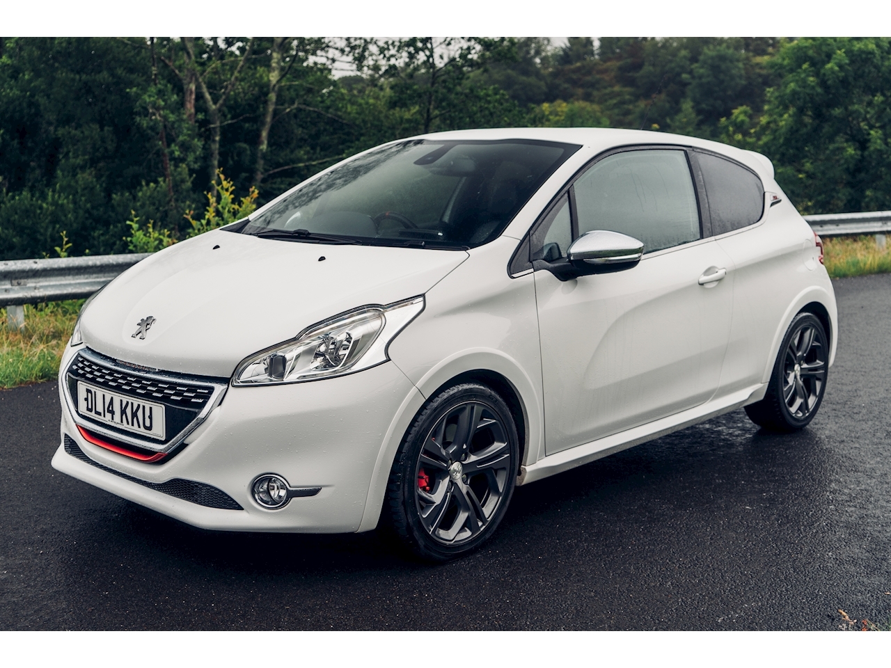 208 Thp Gti Hatchback 1.6 Manual Petrol