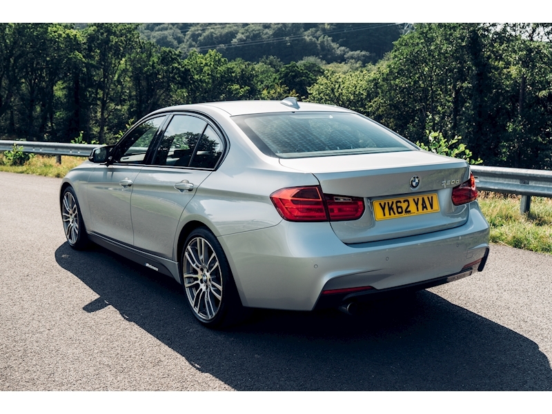 BMW 3 Series 320d M Sport Saloon Saloon 2.0 Manual Diesel