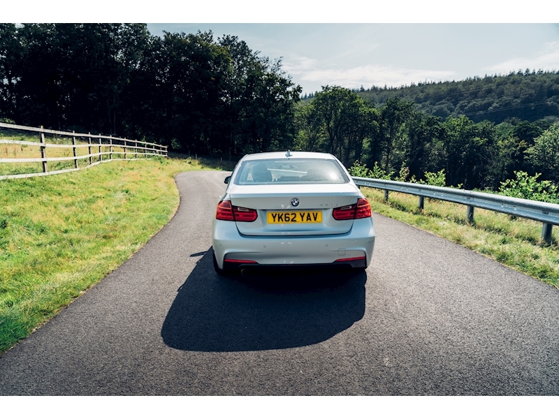 BMW 3 Series 320d M Sport Saloon Saloon 2.0 Manual Diesel