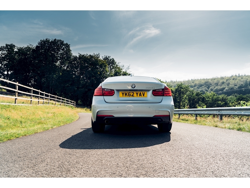 BMW 3 Series 320d M Sport Saloon Saloon 2.0 Manual Diesel