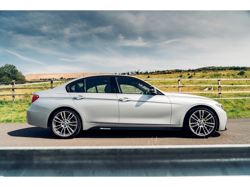 BMW 3 Series 320d M Sport Saloon Saloon 2.0 Manual Diesel