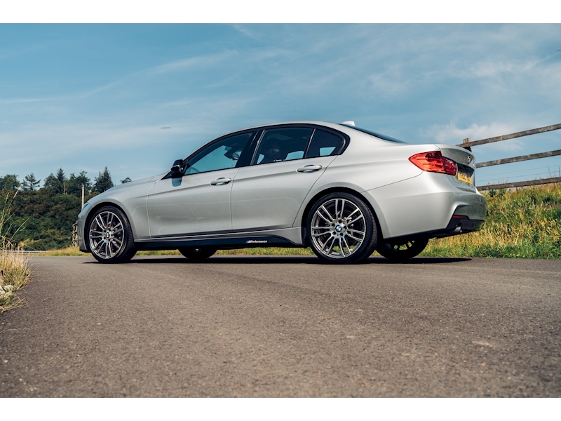 BMW 3 Series 320d M Sport Saloon Saloon 2.0 Manual Diesel
