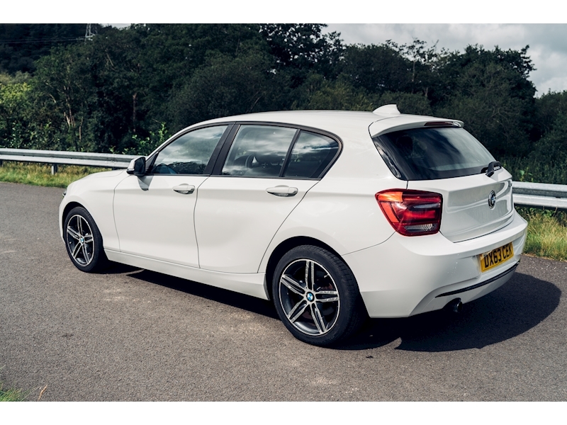BMW 1 Series 116d Sport 5-door 5 Door Sports Hatch 2.0 Manual Diesel