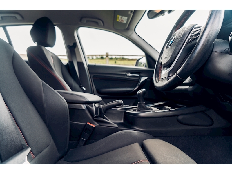 BMW 1 Series 116d Sport 5-door 5 Door Sports Hatch 2.0 Manual Diesel