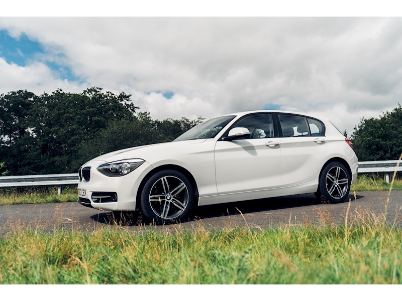 BMW 1 Series 116d Sport 5-door 5 Door Sports Hatch 2.0 Manual Diesel