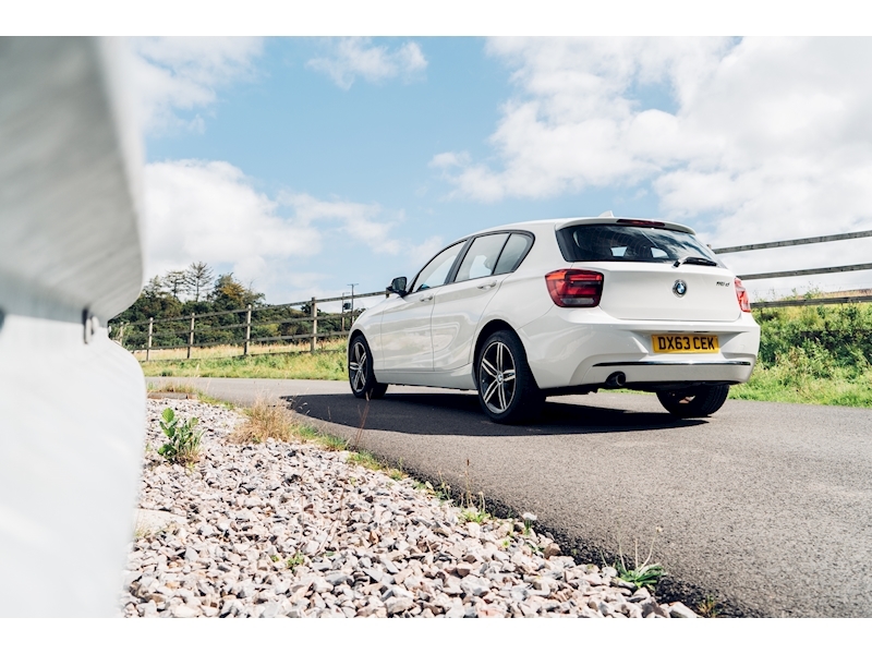 BMW 1 Series 116d Sport 5-door 5 Door Sports Hatch 2.0 Manual Diesel
