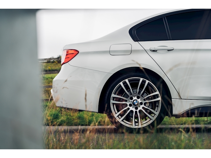 BMW 3 Series 320d M Sport Saloon Saloon 2.0 Manual Diesel