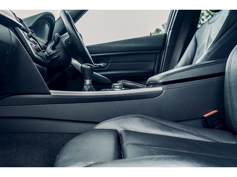 BMW 3 Series 320d M Sport Saloon Saloon 2.0 Manual Diesel
