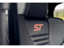 Focus ST-3 Hatchback 2.0 Manual Diesel