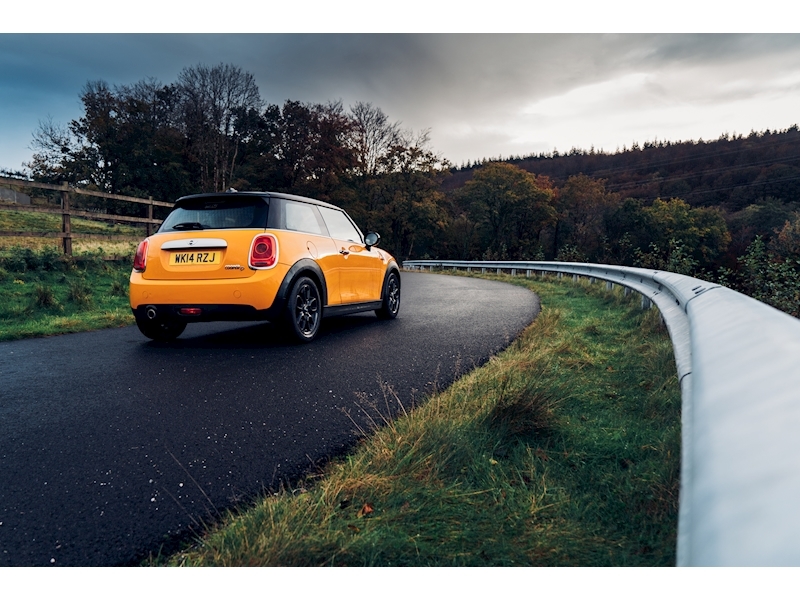 MINI Hatch Cooper D 3-Door Hatch Hatchback 1.5 Manual Diesel