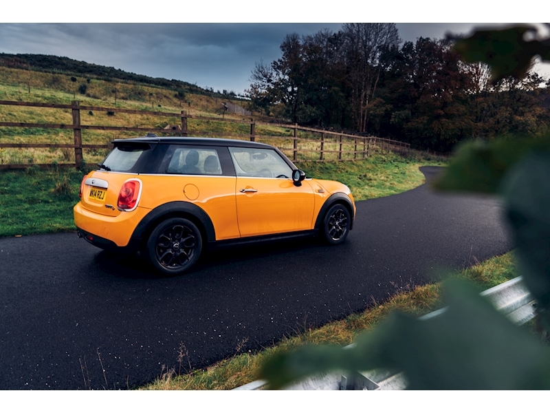 MINI Hatch Cooper D 3-Door Hatch Hatchback 1.5 Manual Diesel