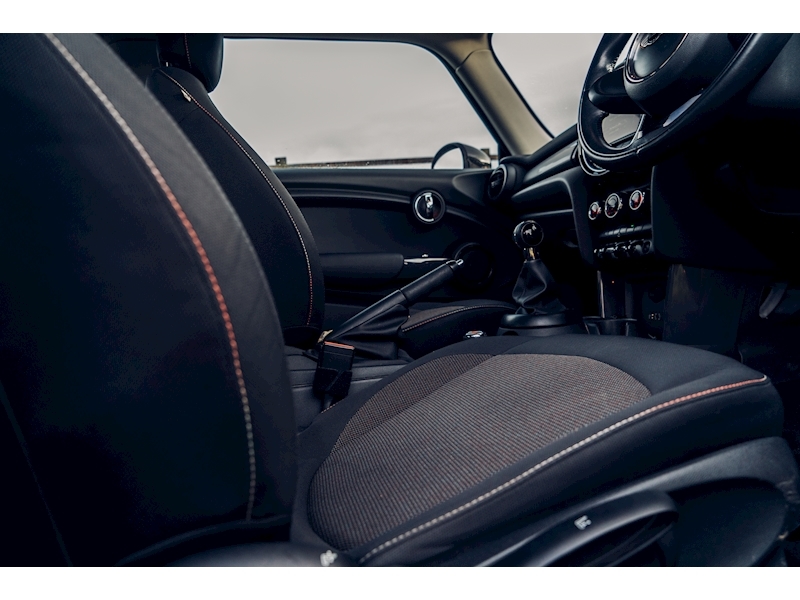 MINI Hatch Cooper D 3-Door Hatch Hatchback 1.5 Manual Diesel