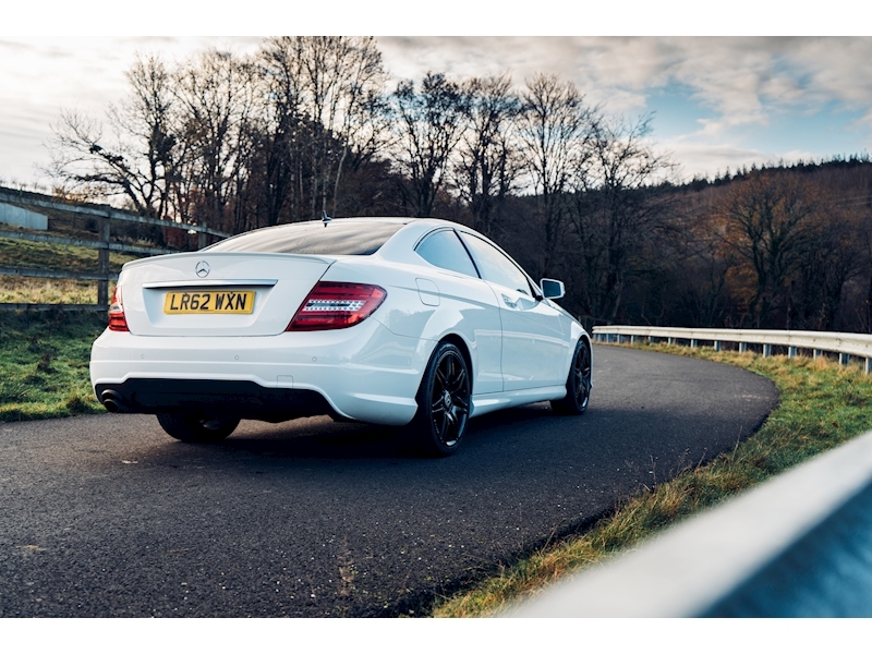 Mercedes-Benz C Class AMG Sport Plus Coupe 1.6 7G-Tronic Plus Petrol