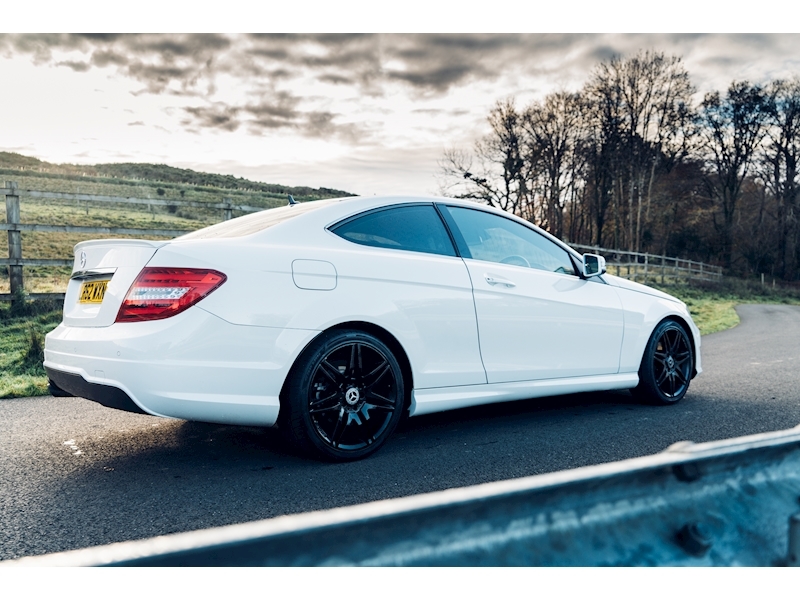 Mercedes-Benz C Class AMG Sport Plus Coupe 1.6 7G-Tronic Plus Petrol